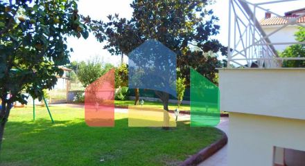 Продаж - Котедж 350 m² в передмісті Салонік