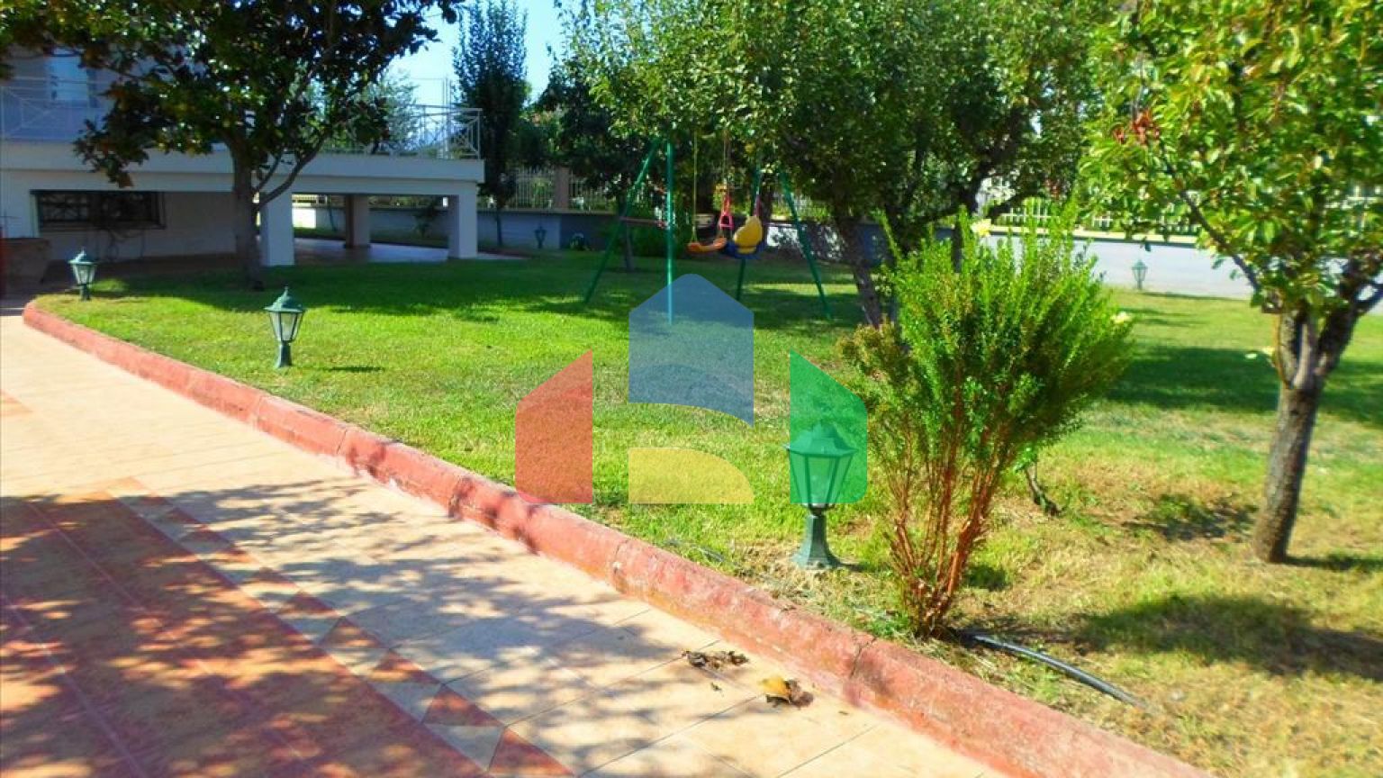 Продаж - Котедж 350 m² в передмісті Салонік