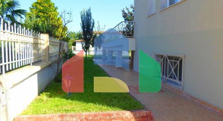 Продаж - Котедж 350 m² в передмісті Салонік