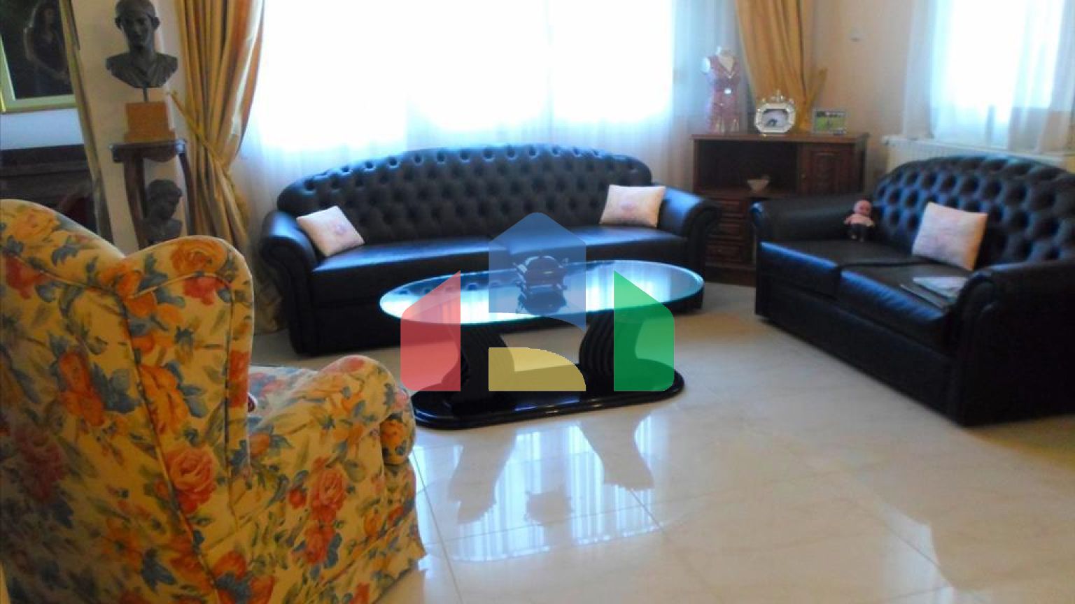 Продаж - Котедж 350 m² в передмісті Салонік