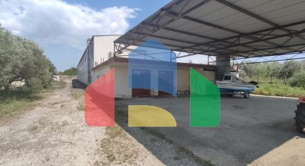 Продажа - Здание 900 m² в пригороде Салоник