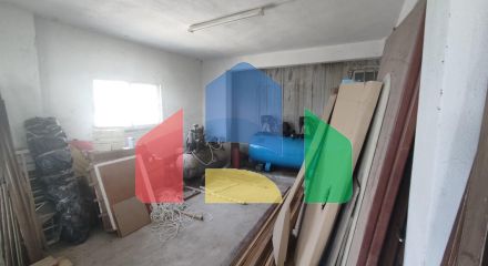Продажа - Здание 900 m² в пригороде Салоник