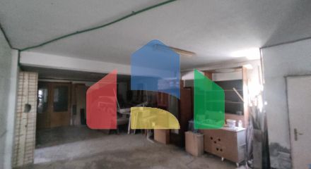 Продажа - Здание 900 m² в пригороде Салоник