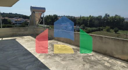 Продаж - Котедж 256 m² в передмісті Салонік