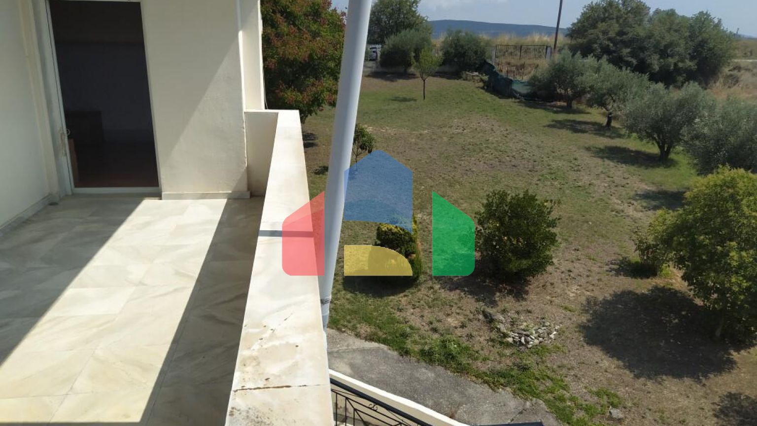 Продаж - Котедж 256 m² в передмісті Салонік