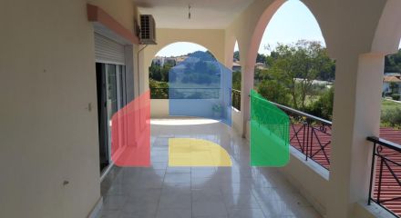 Продаж - Котедж 256 m² в передмісті Салонік