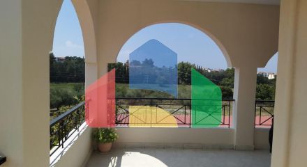 Продаж - Котедж 256 m² в передмісті Салонік