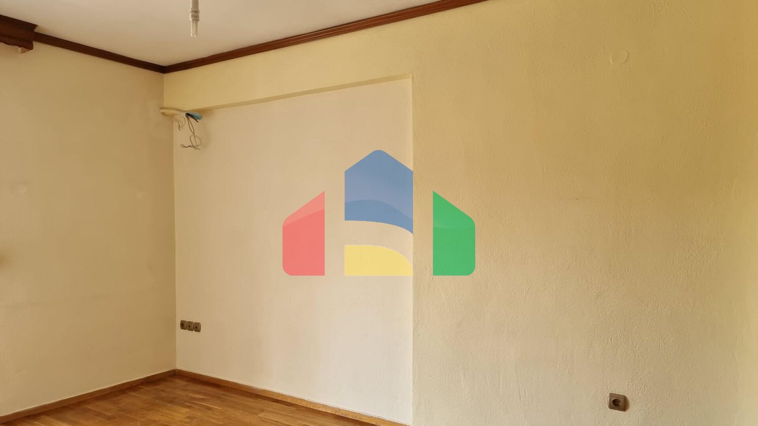 Продажа - Таунхаус 271 m² в пригороде Салоник