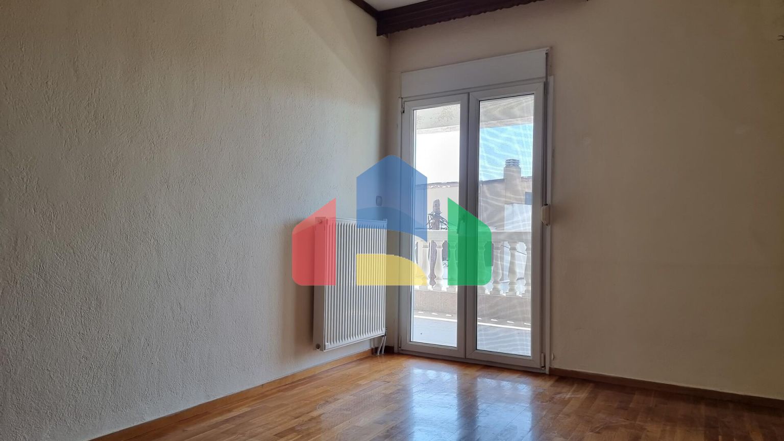 Продажа - Таунхаус 271 m² в пригороде Салоник