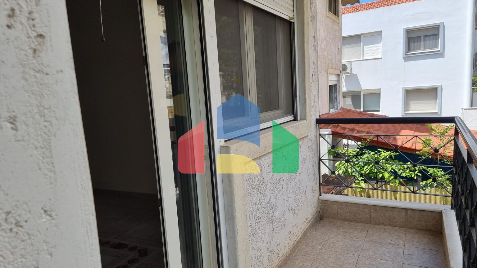 Продажа - Таунхаус 271 m² в пригороде Салоник