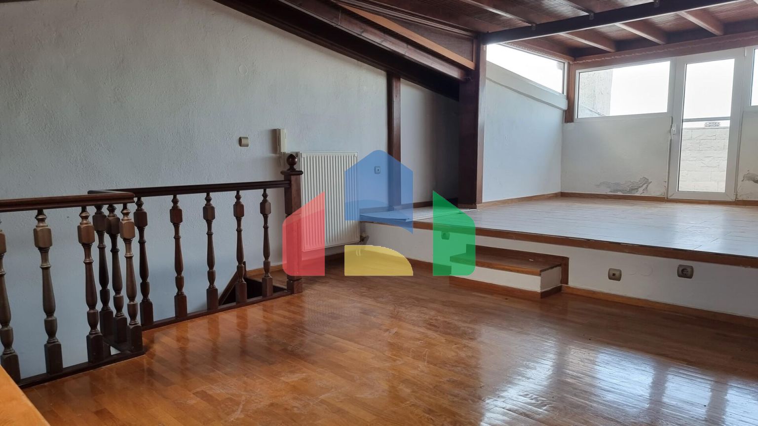 Продажа - Таунхаус 271 m² в пригороде Салоник