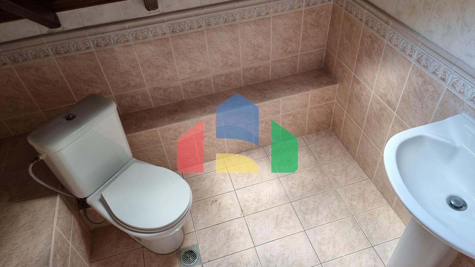 Продажа - Таунхаус 271 m² в пригороде Салоник