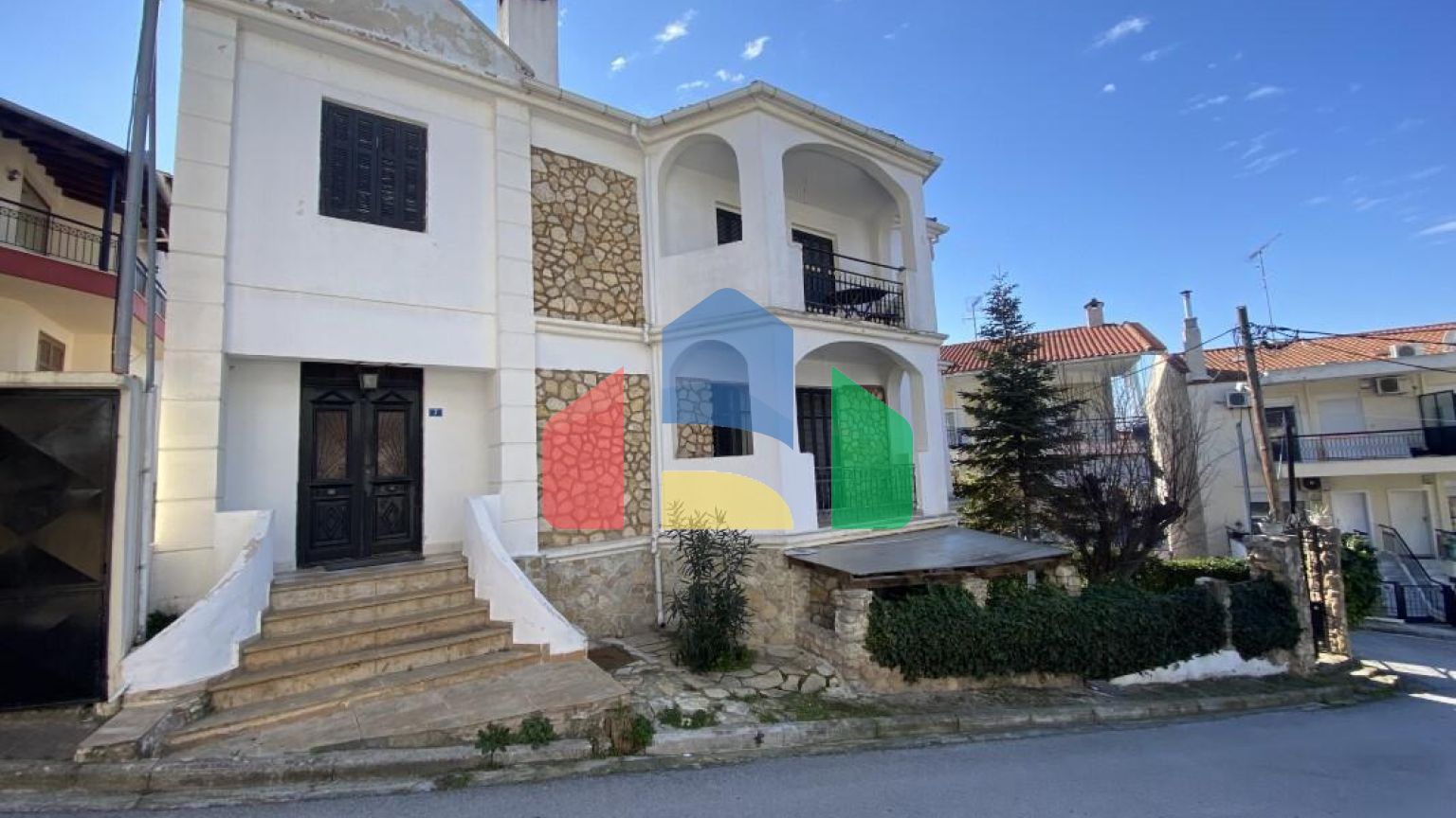 Продаж - Котедж 320 m² в передмісті Салонік