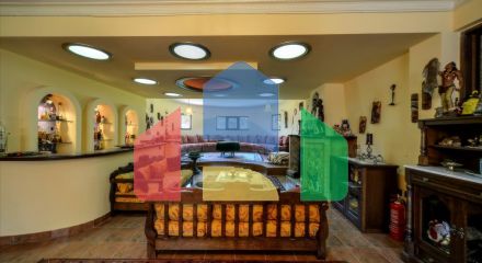 Продажа - Вилла 1168 m² в пригороде Салоник