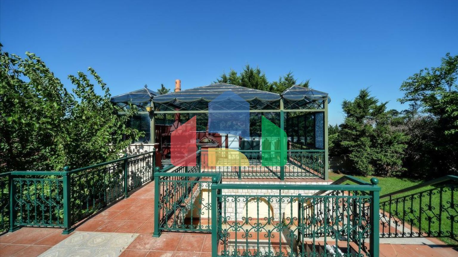 Продажа - Вилла 1168 m² в пригороде Салоник