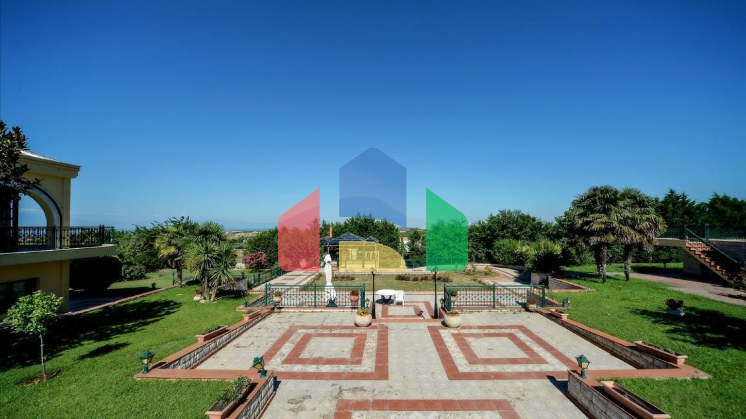 Продажа - Вилла 1168 m² в пригороде Салоник