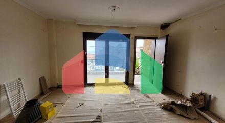 Продаж - Таунхаус 176 m² в передмісті Салонік