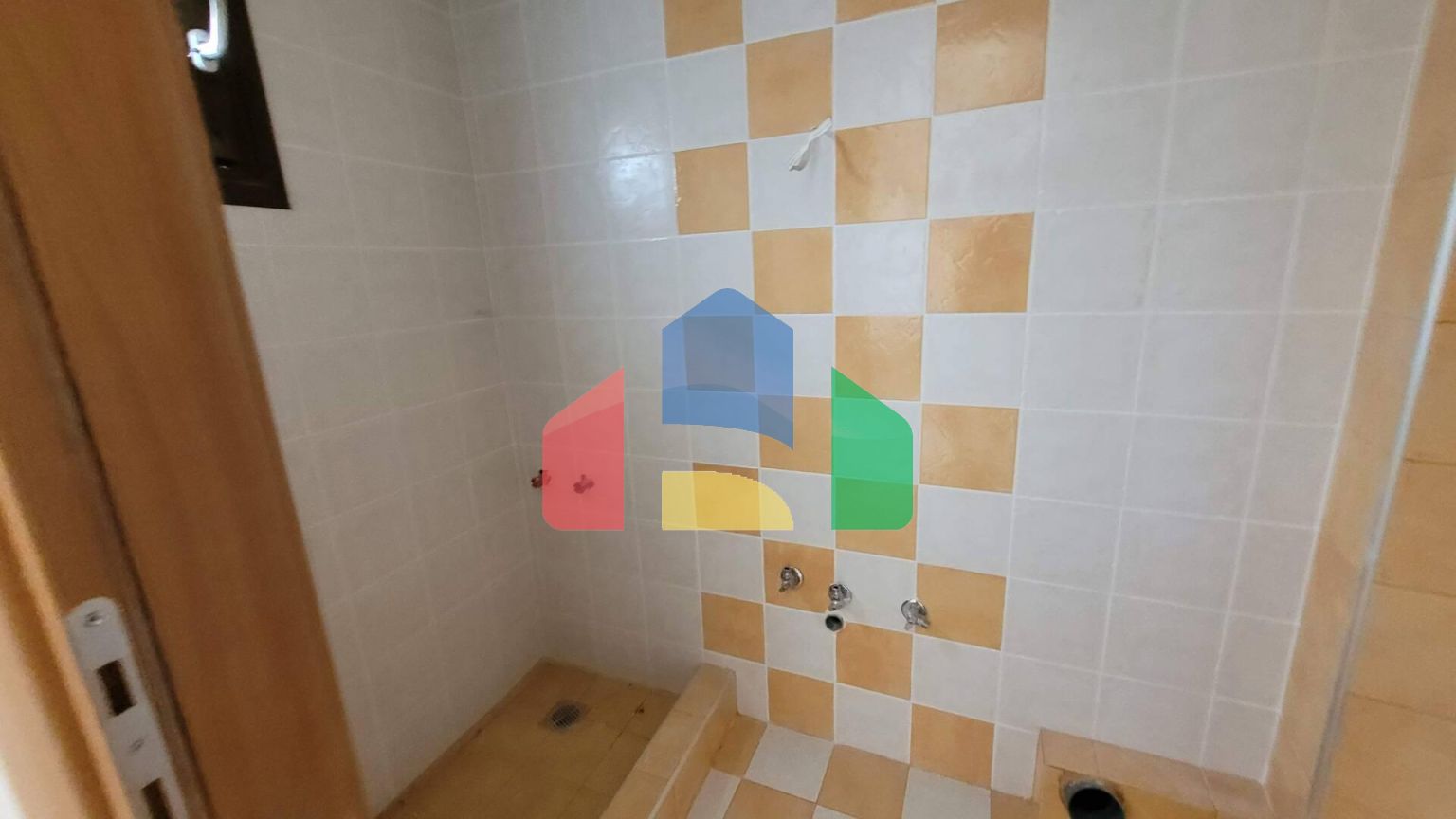 Продаж - Таунхаус 176 m² в передмісті Салонік