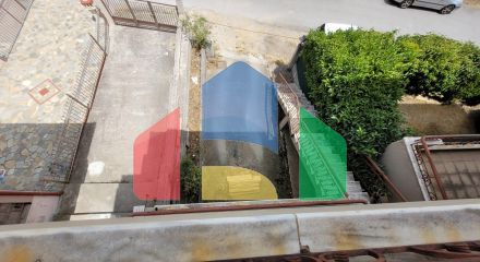 Продаж - Таунхаус 176 m² в передмісті Салонік