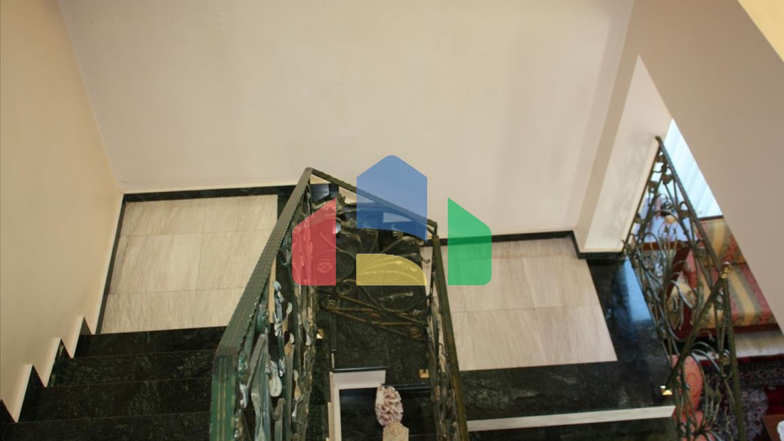 Продажа - Вилла 300 m² в пригороде Салоник