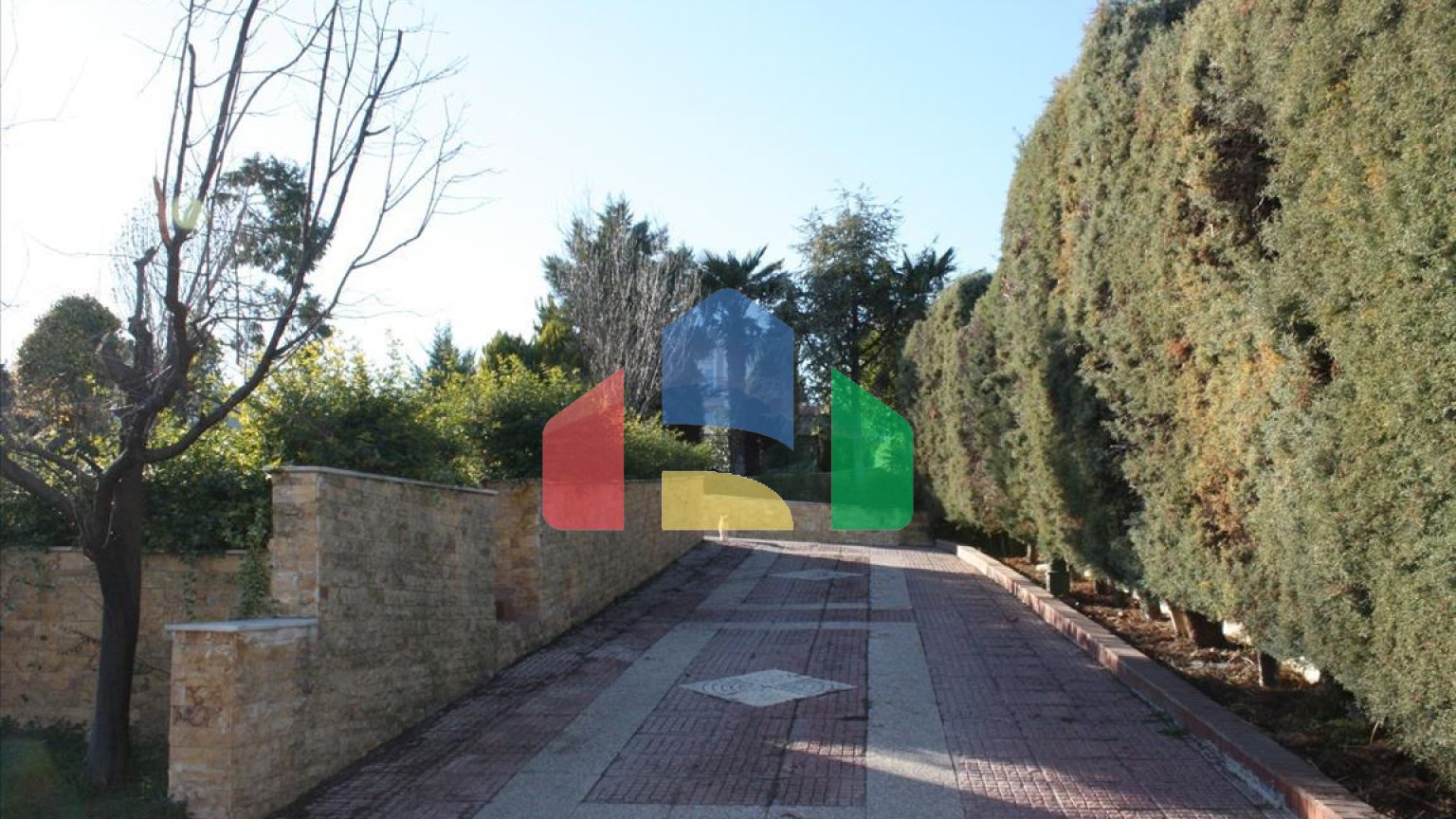 Продажа - Вилла 300 m² в пригороде Салоник