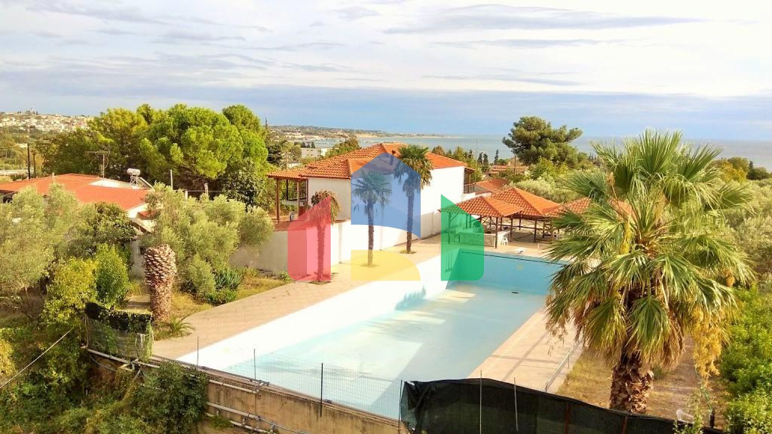 Продажа - Гостиница 850 m² в пригороде Салоник