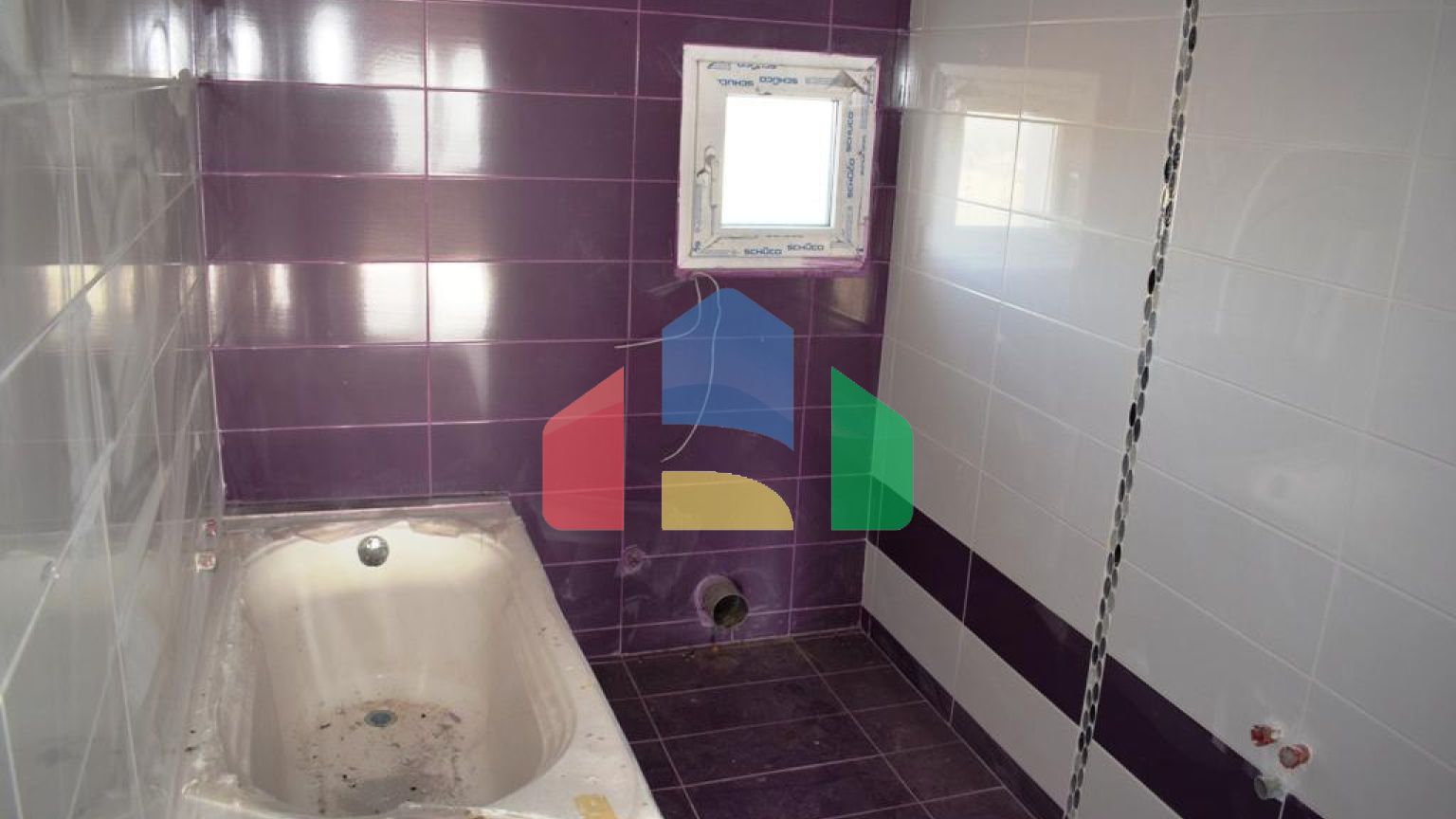 Продаж - Котедж 290 m² в передмісті Салонік