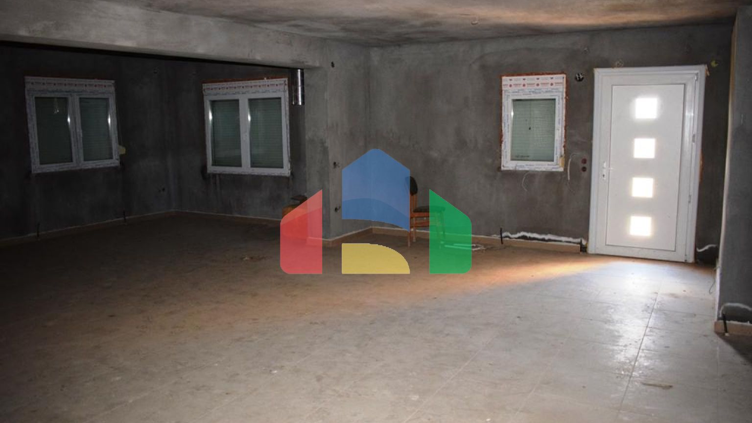 Продаж - Котедж 290 m² в передмісті Салонік