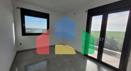 Продажа - Вилла 240 m² в пригороде Салоник Продажа - Вилла 240 m² в пригороде Салоник