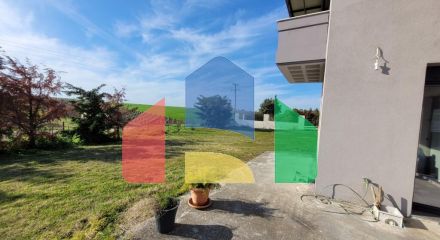 Продажа - Вилла 240 m² в пригороде Салоник Продажа - Вилла 240 m² в пригороде Салоник