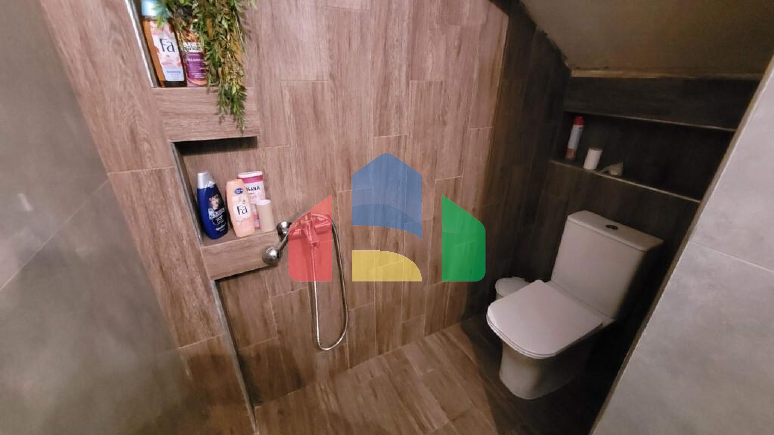 Продажа - Вилла 240 m² в пригороде Салоник