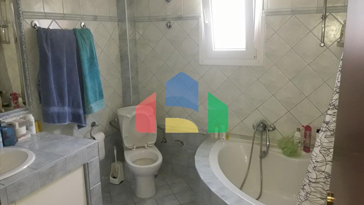 Продаж - Котедж 185 m² в передмісті Салонік