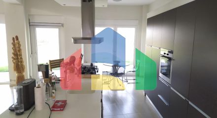 Продажа - Вилла 350 m² в пригороде Салоник