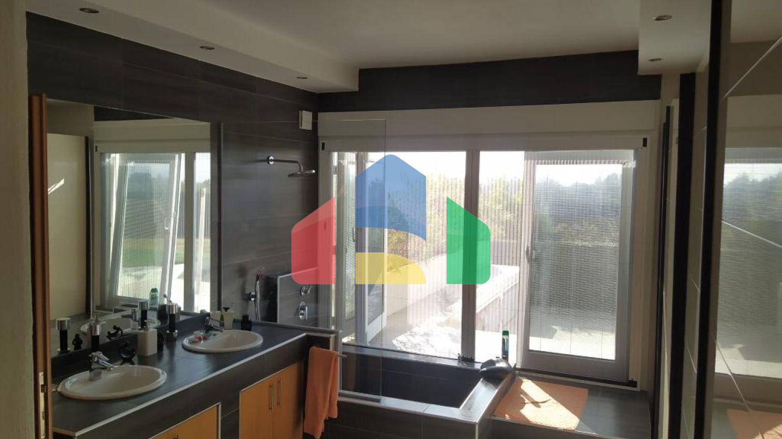 Продажа - Вилла 350 m² в пригороде Салоник