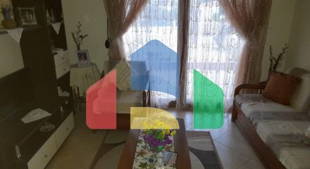 Продаж - Будівля 270 m² в передмісті Салонік