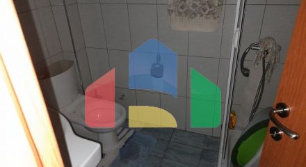 Продаж - Будівля 270 m² в передмісті Салонік