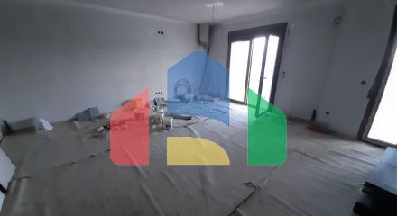 Продажа - Здание 270 m² в пригороде Салоник