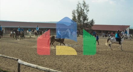 Продажа - Бизнес 1600 m² в пригороде Салоник