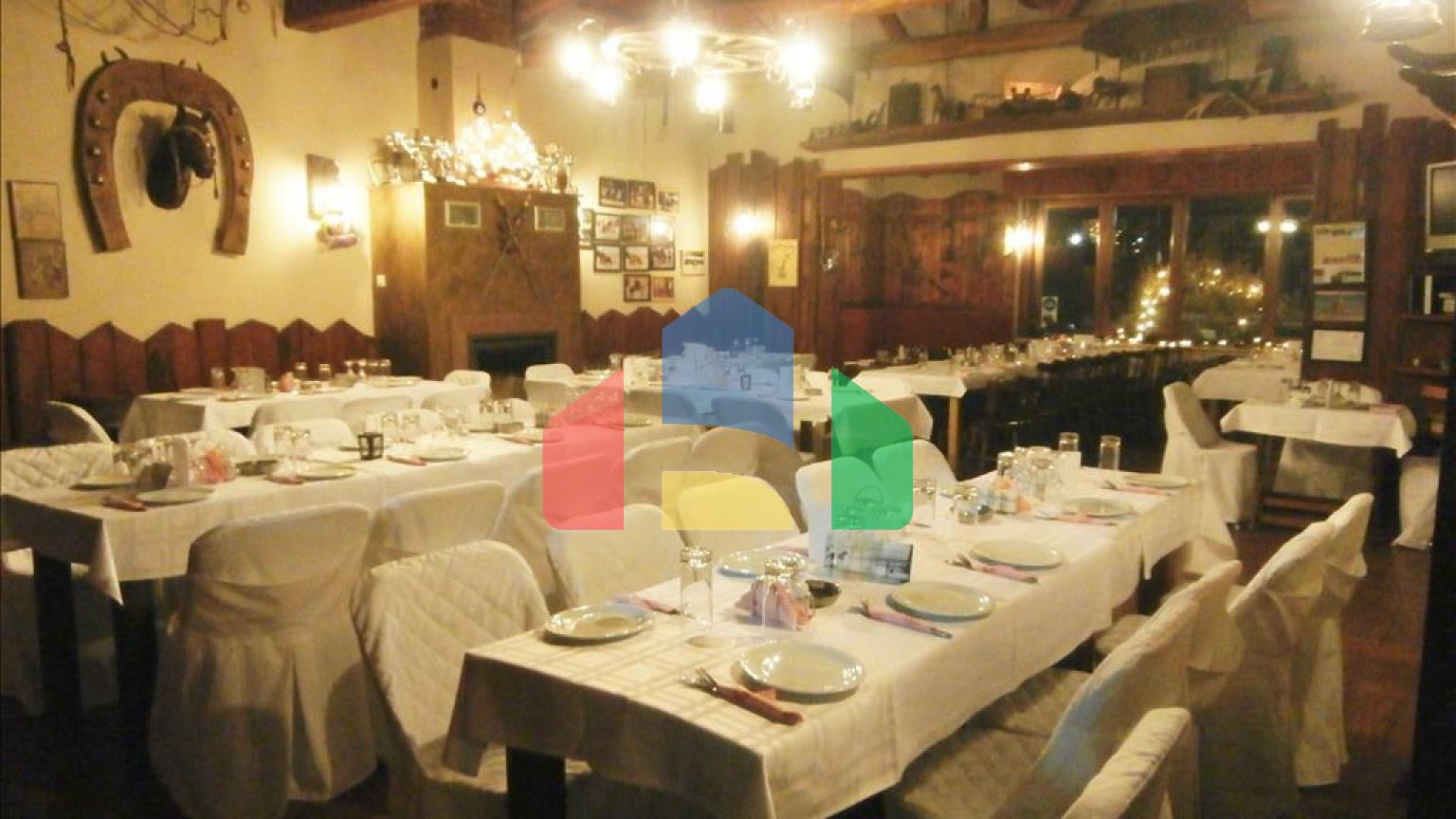 Продажа - Бизнес 1600 m² в пригороде Салоник