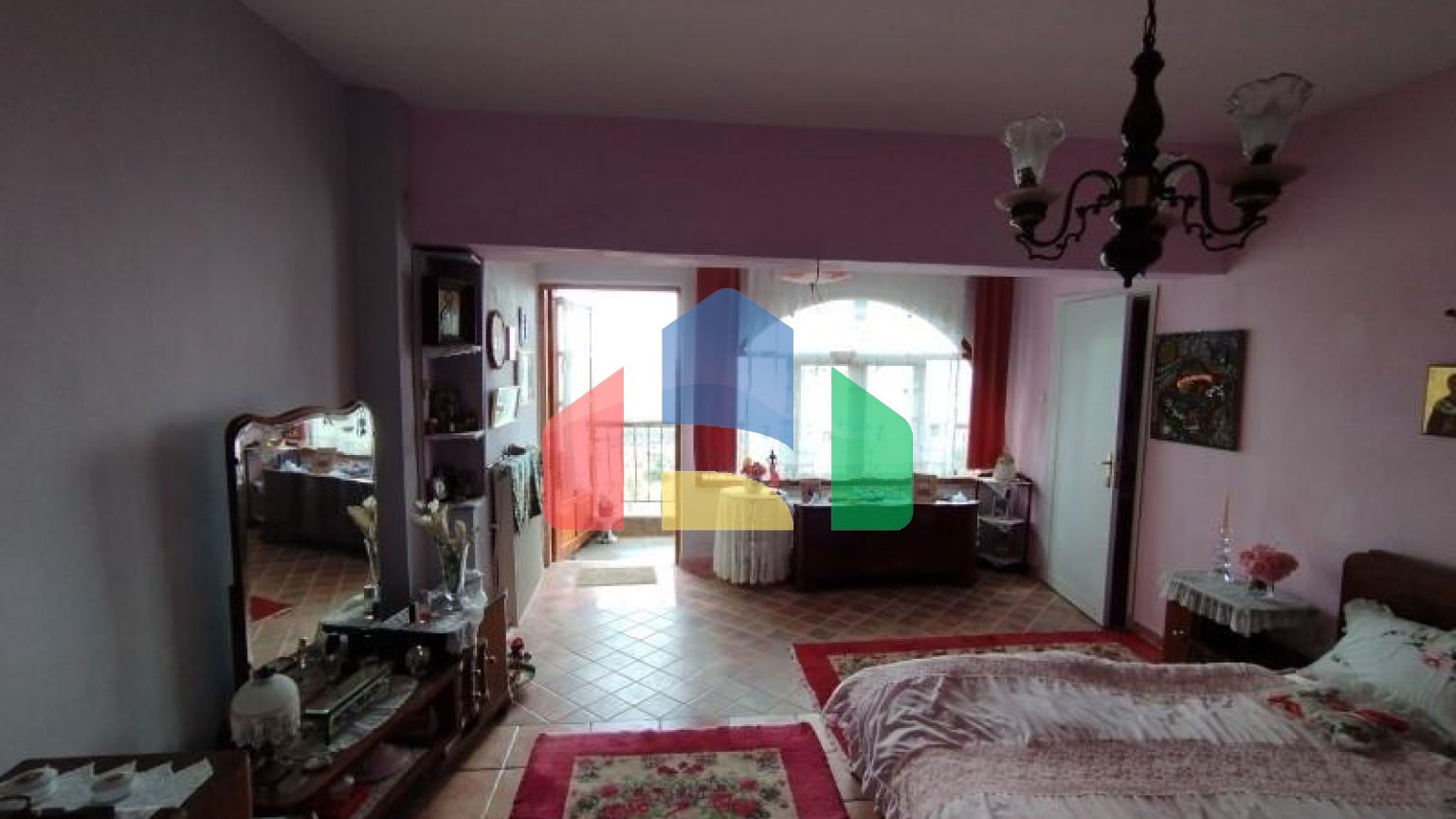 Продаж - Готель 1460 m² в передмісті Салонік