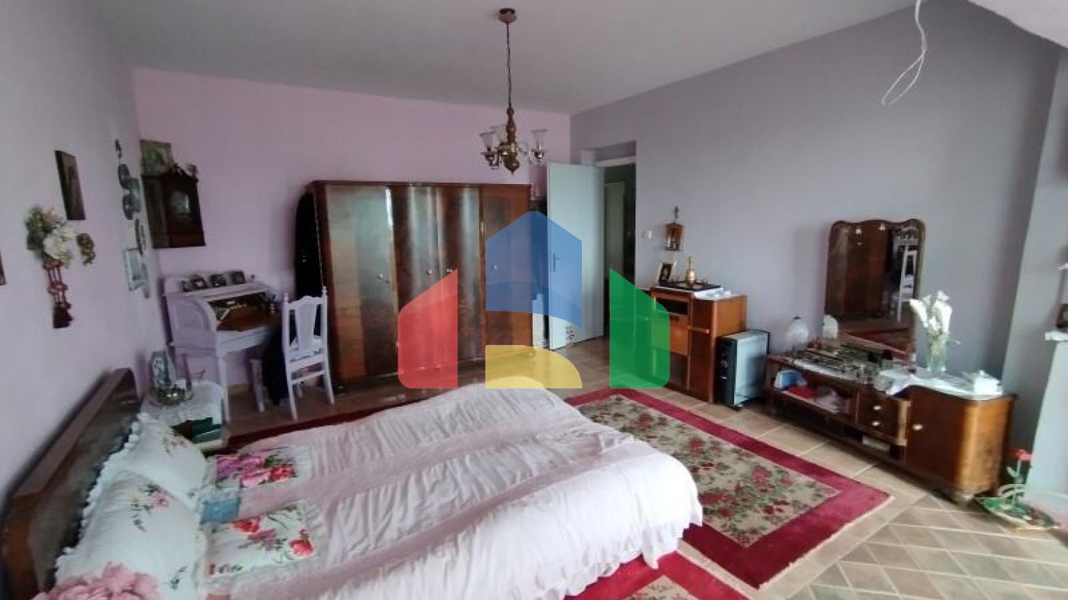 Продаж - Готель 1460 m² в передмісті Салонік