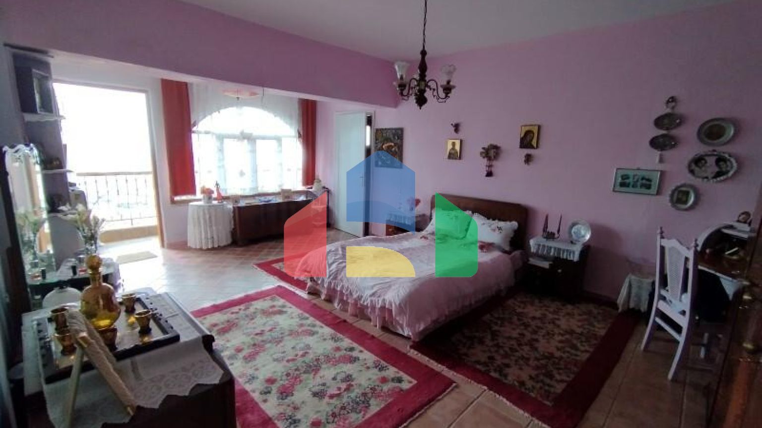 Продаж - Готель 1460 m² в передмісті Салонік