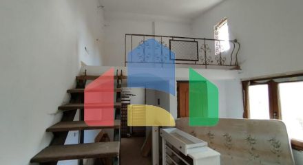 Продаж - Готель 1460 m² в передмісті Салонік