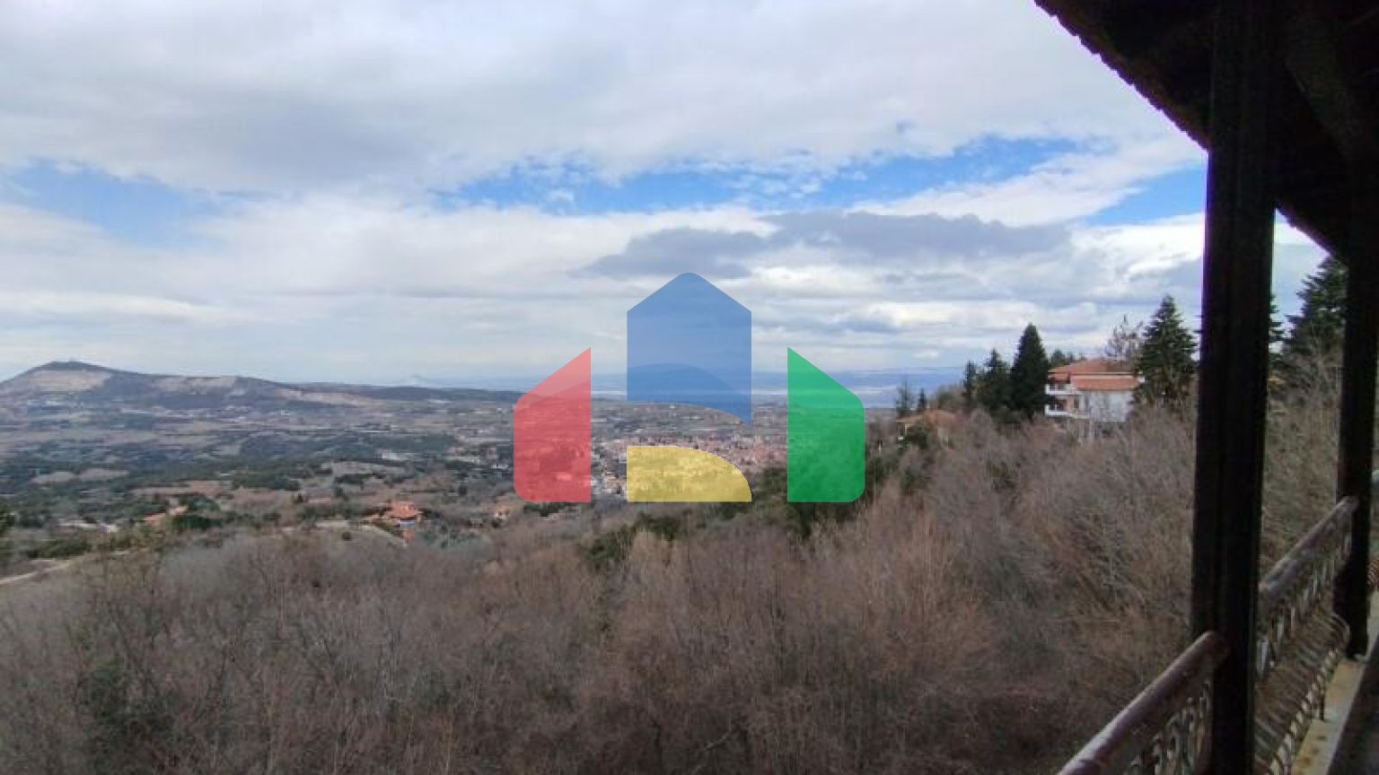 Продаж - Готель 1460 m² в передмісті Салонік