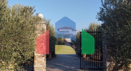 For Sale - Detached house 300 m² in the suburbs of Thessaloniki