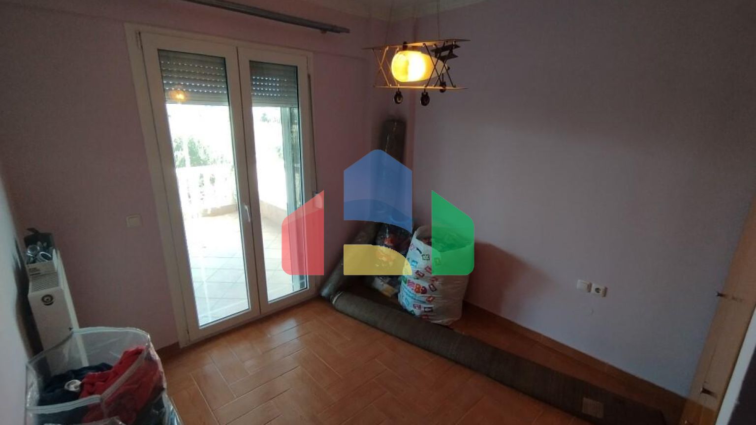 Продаж - Котедж 300 m² в передмісті Салонік