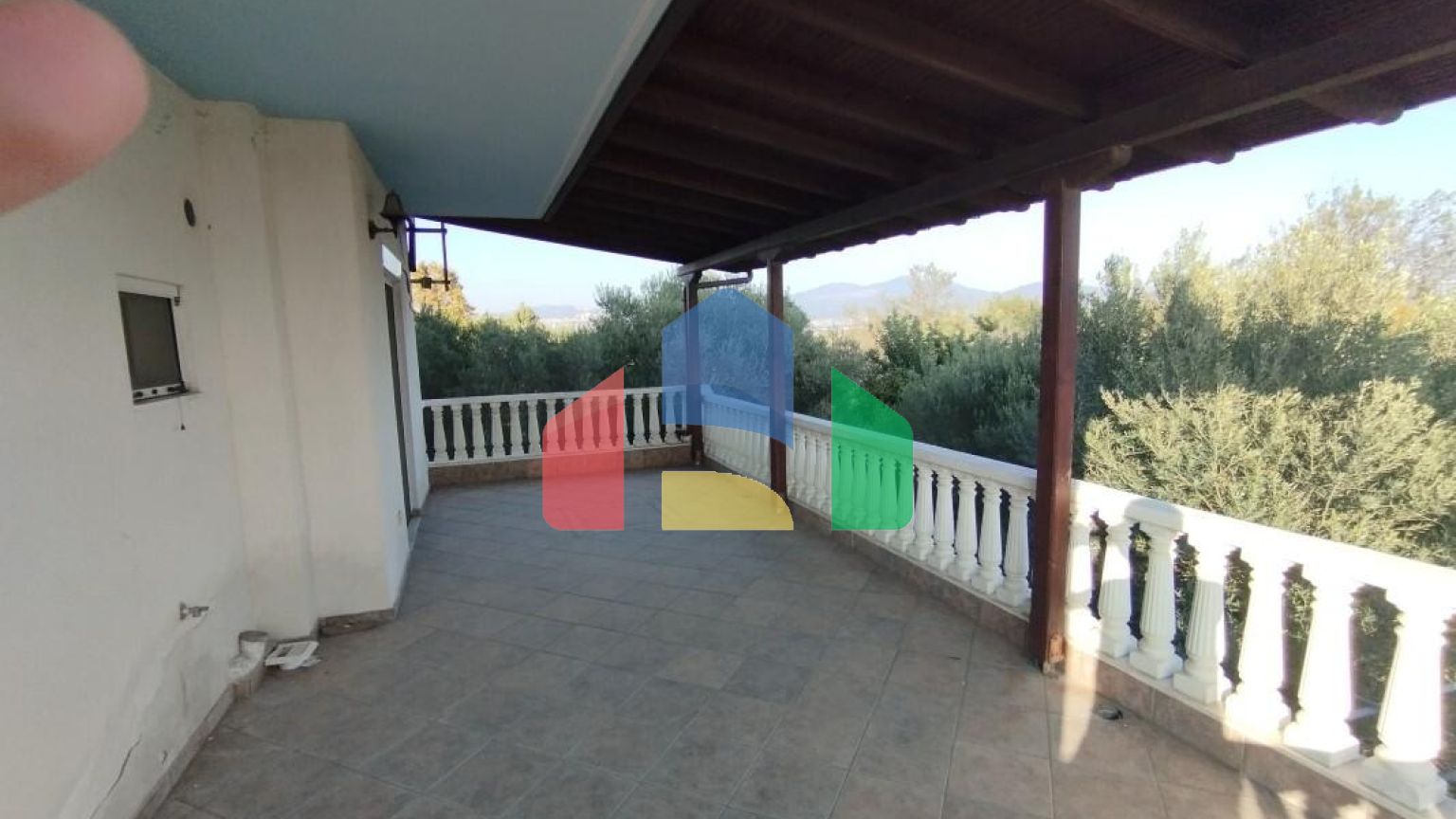 Продаж - Котедж 300 m² в передмісті Салонік