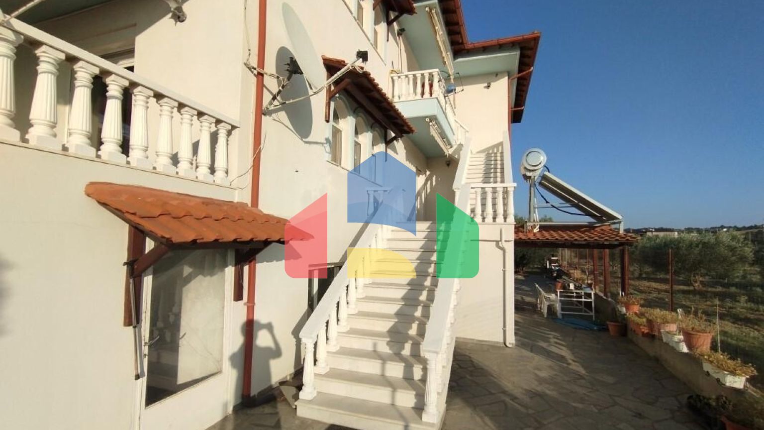 Продаж - Котедж 300 m² в передмісті Салонік