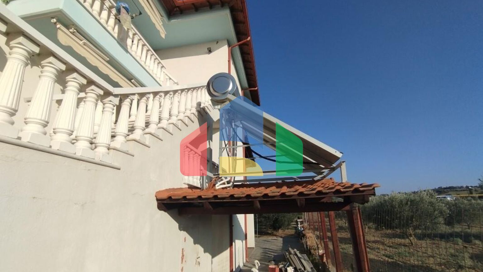 Продаж - Котедж 300 m² в передмісті Салонік