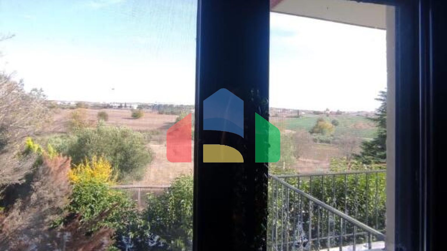 Продаж - Котедж 280 m² в передмісті Салонік